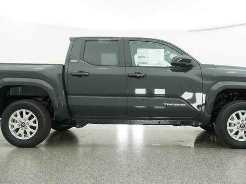New 2026 Toyota Tacoma SR5 RWD image 10