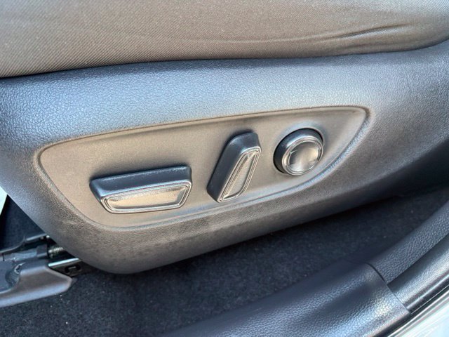 Used 2024 Toyota RAV4 XLE w/ Convenience Package FWD image 24