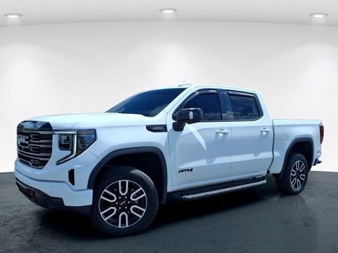 Used 2026 GMC Sierra 1500 AT4 w/ LPO, Black Badging Package AWD/4WD image 2