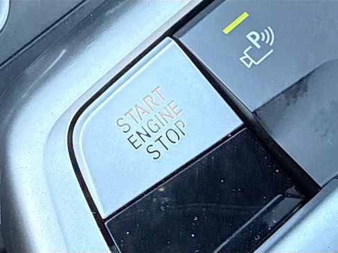 Used 2025 BMW X1 xDrive28i w/ Convenience Package AWD/4WD image 36