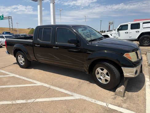 Used 2008 Nissan Frontier SE w/ SE Value Truck Pkg RWD image 5