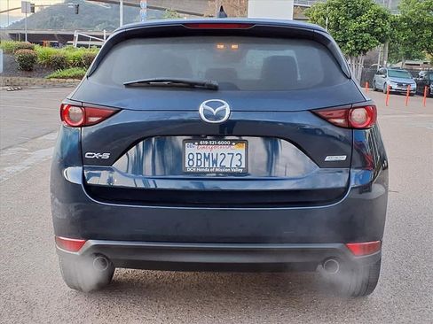 Used 2017 MAZDA CX-5 Touring image 6