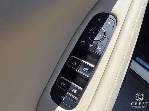 Used 2023 INFINITI QX60 Luxe w/ Cargo Package image 8