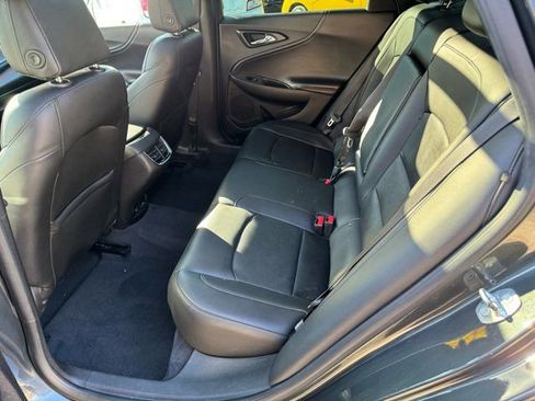 Used 2018 Chevrolet Malibu LT w/ Leather Package image 20