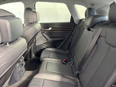 Used 2019 Audi Q5 2.0T Premium Plus AWD/4WD image 25