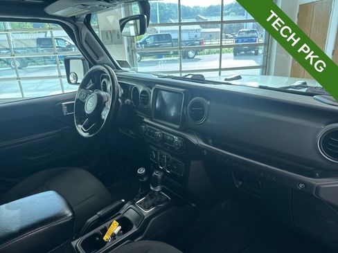 Used 2021 Jeep Wrangler Unlimited Sport w/ Sun And Sound Package AWD/4WD image 24