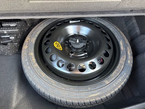 Used 2021 Buick Encore GX Preferred image 30