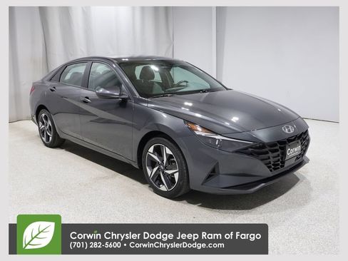 Used 2023 Hyundai Elantra SEL w/ Convenience Package FWD image 1