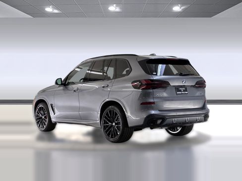New 2026 BMW X5 sDrive40i w/ M Sport Package image 3