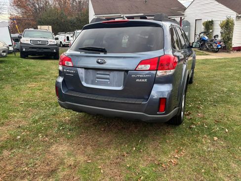 Used 2013 Subaru Outback 2.5i Limited w/ Moonroof Pkg image 8