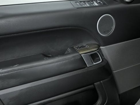 Used 2016 Land Rover Range Rover Sport HSE image 15