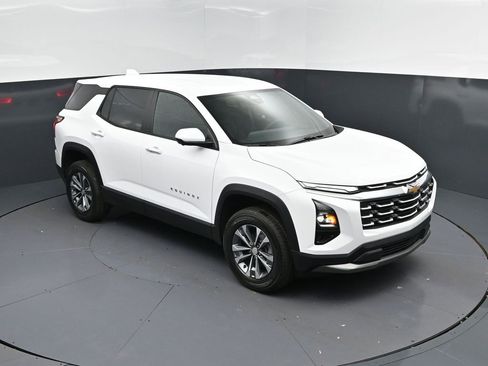 New 2026 Chevrolet Equinox LT w/ Safety and Technology Package image 37