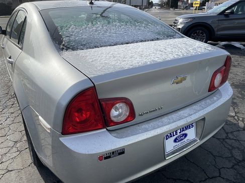 Used 2010 Chevrolet Malibu LT w/ Power Convenience Package image 5