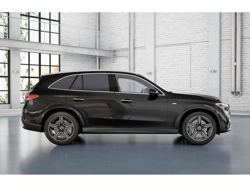 Certified 2025 Mercedes-Benz GLC 350e 4MATIC image 2