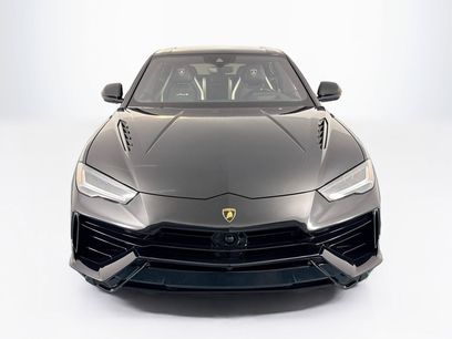 Used 2023 Lamborghini Urus S
