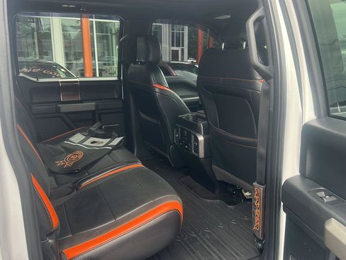 Used 2018 Ford F150 Raptor w/ Equipment Group 802A Luxury AWD/4WD image 13