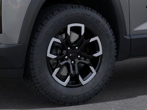 New 2027 Chevrolet Equinox ACTIV w/ Safety and Technology Package FWD image 9
