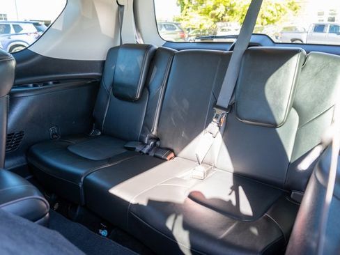 Used 2022 Nissan Armada Platinum w/ Captain's Chairs Package image 11