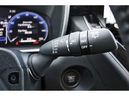 Used 2026 Toyota Corolla Cross XLE w/ Convenience Package image 18