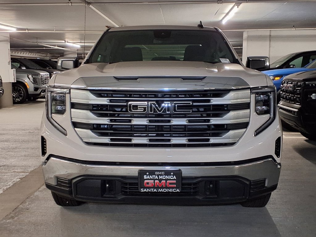 Used 2026 GMC Sierra 1500 SLE AWD/4WD image 2