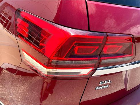 Used 2018 Volkswagen Atlas SEL AWD/4WD image 28