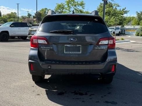 Used 2019 Subaru Outback 2.5i Limited AWD/4WD image 5