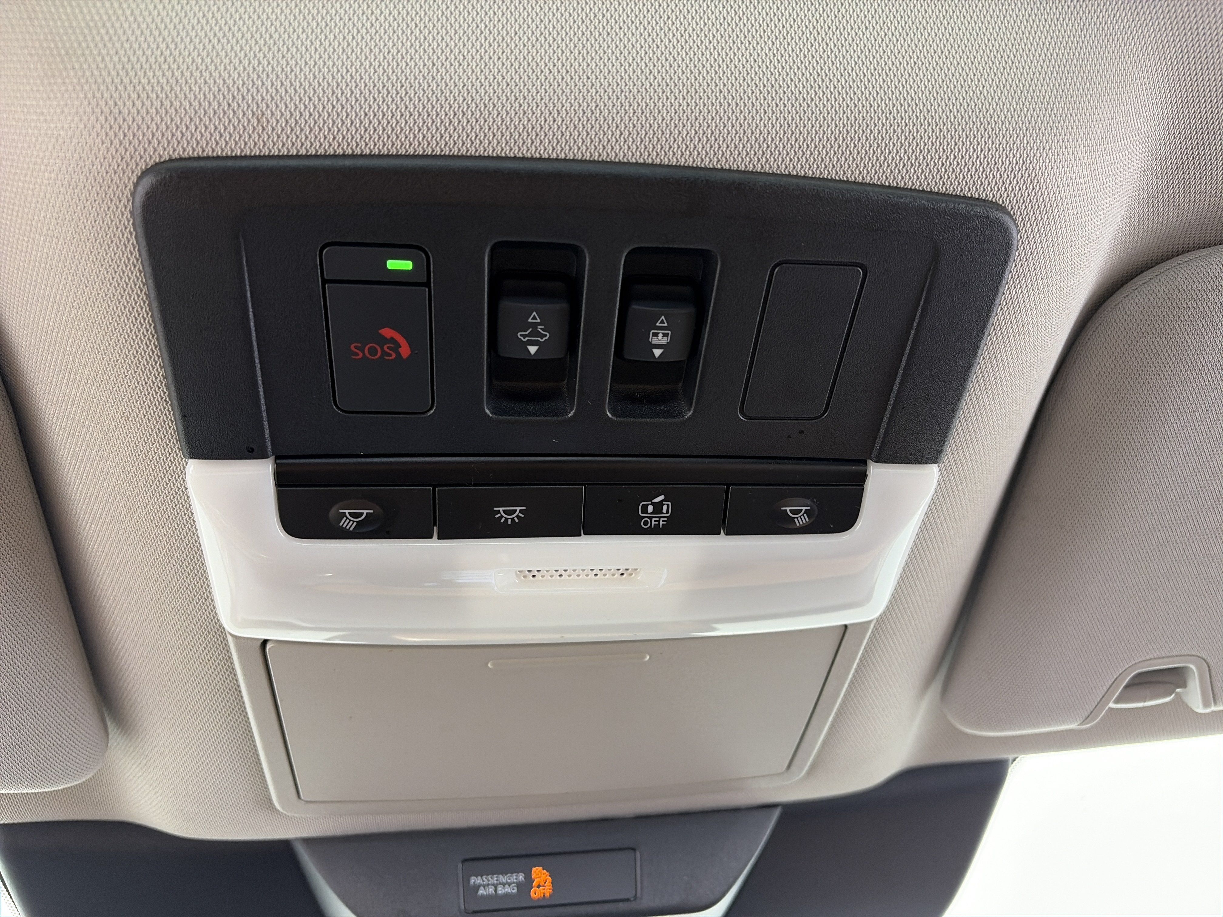 Used 2023 Nissan Pathfinder Platinum w/ Cargo Package AWD/4WD image 36