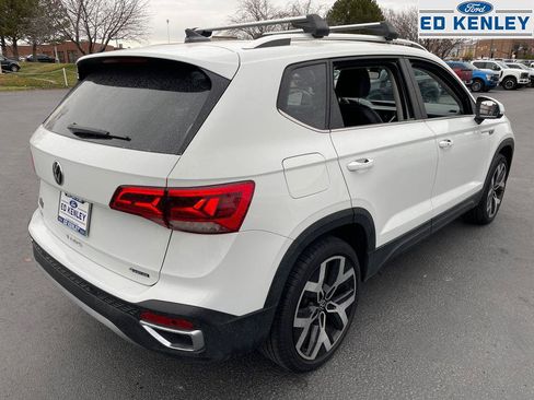 Used 2023 Volkswagen Taos SEL image 25
