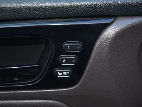 Used 2023 Honda Odyssey Elite image 16