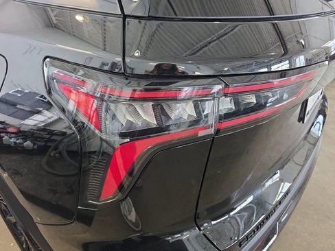 Used 2026 Chevrolet Equinox RS w/ Convenience Package III image 34