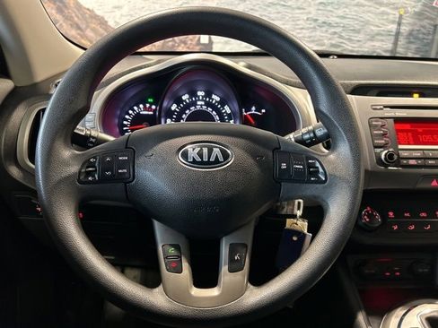 Used 2016 Kia Sportage LX image 6