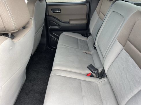 Used 2023 Nissan Frontier SV AWD/4WD image 18