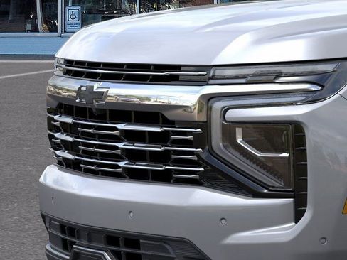 New 2026 Chevrolet Tahoe Premier w/ Sun And Tow Package AWD/4WD image 13