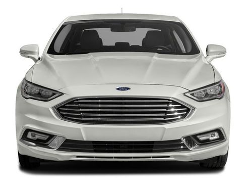 Used 2017 Ford Fusion SE FWD image 7