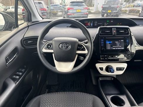 Used 2018 Toyota Prius Two w/ Prius Two Safety Plus Package image 20