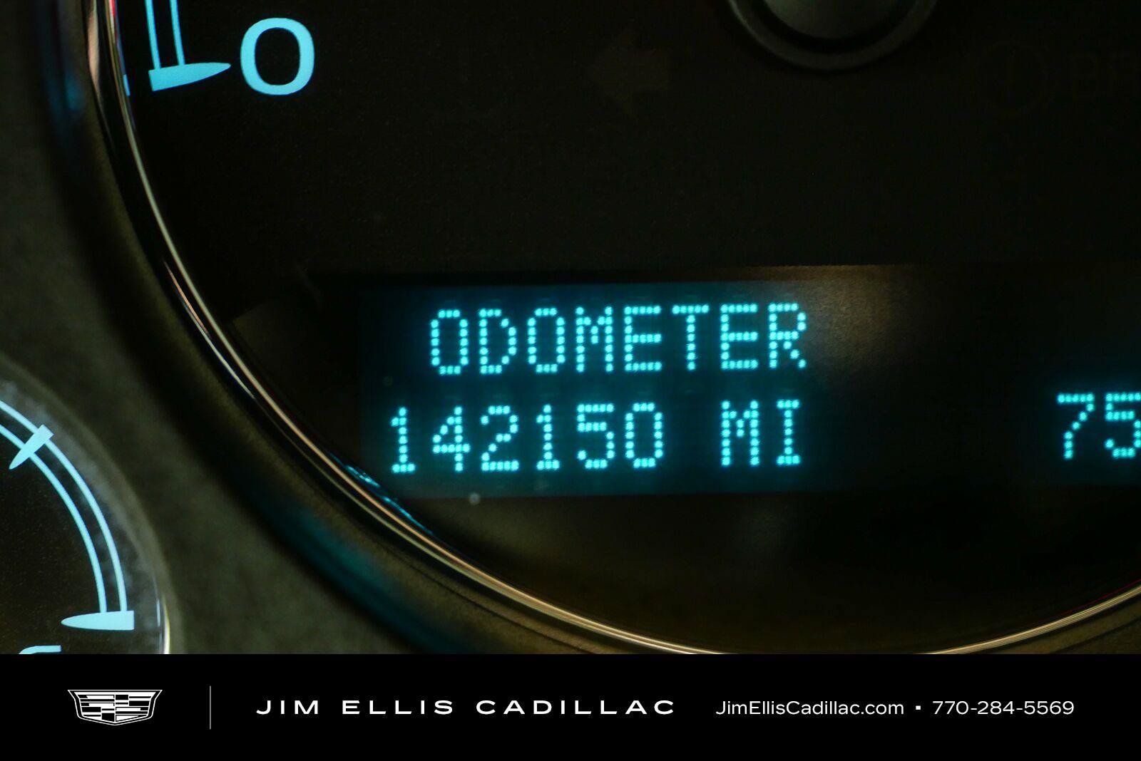 Used 2014 GMC Yukon XL Denali RWD image 8