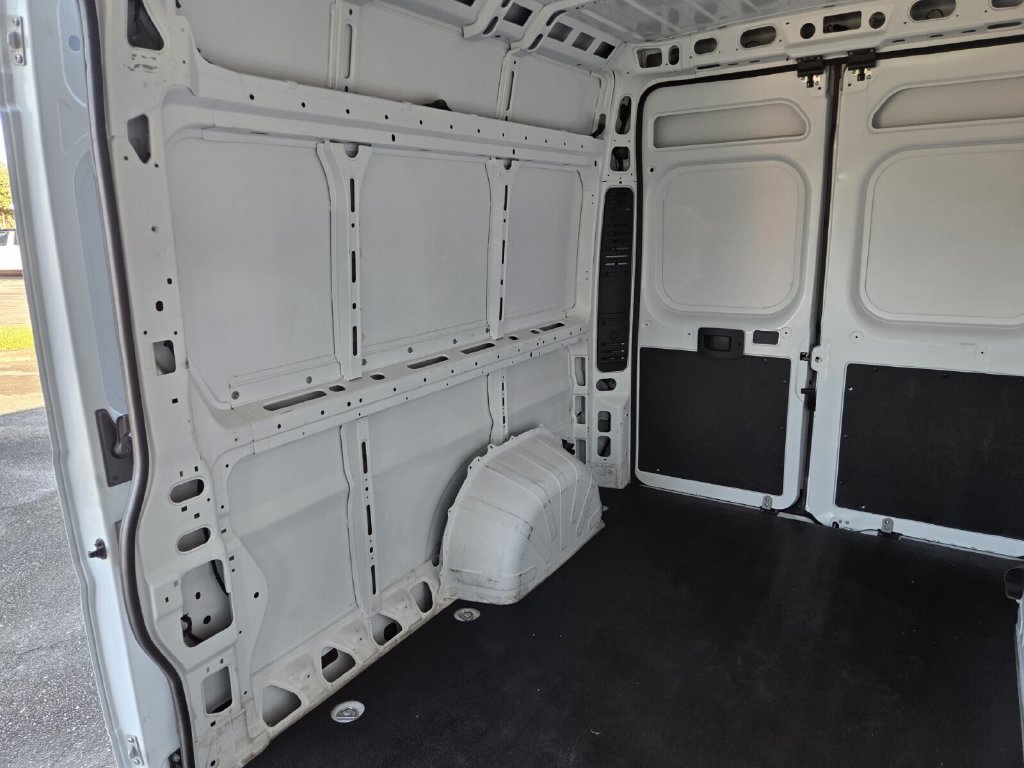 Used 2025 RAM ProMaster 2500 w/ Convenience Group FWD image 27