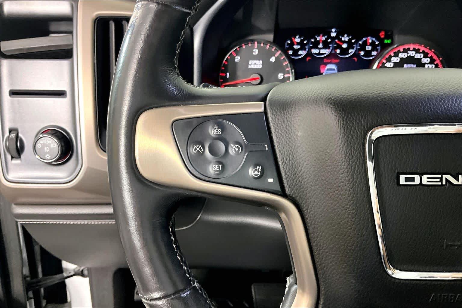 Used 2014 GMC Sierra 1500 Denali RWD image 22