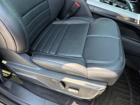 Used 2025 Ford F150 Platinum AWD/4WD image 26