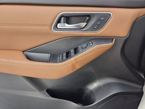 New 2026 Nissan Rogue Platinum AWD/4WD image 25