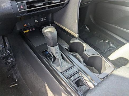 Used 2025 Toyota Camry LE FWD image 18