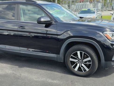 Used 2021 Volkswagen Atlas SE FWD image 2
