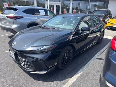 Used 2025 Toyota Camry SE w/ Convenience Package