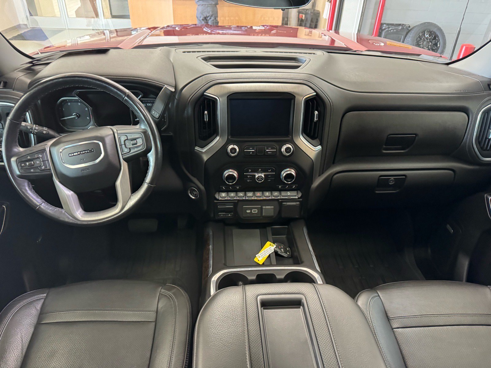 Used 2022 GMC Sierra 2500 Denali w/ Denali Ultimate Package AWD/4WD image 15