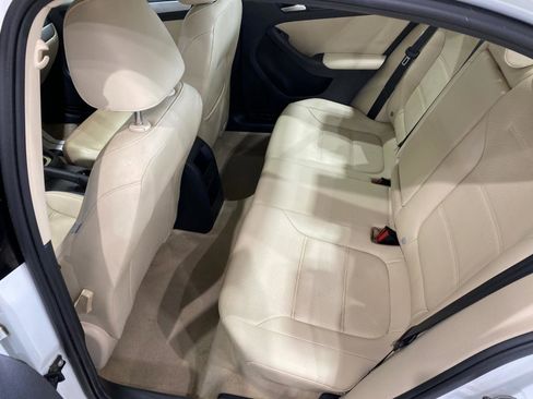 Used 2014 Volkswagen Jetta SE image 19