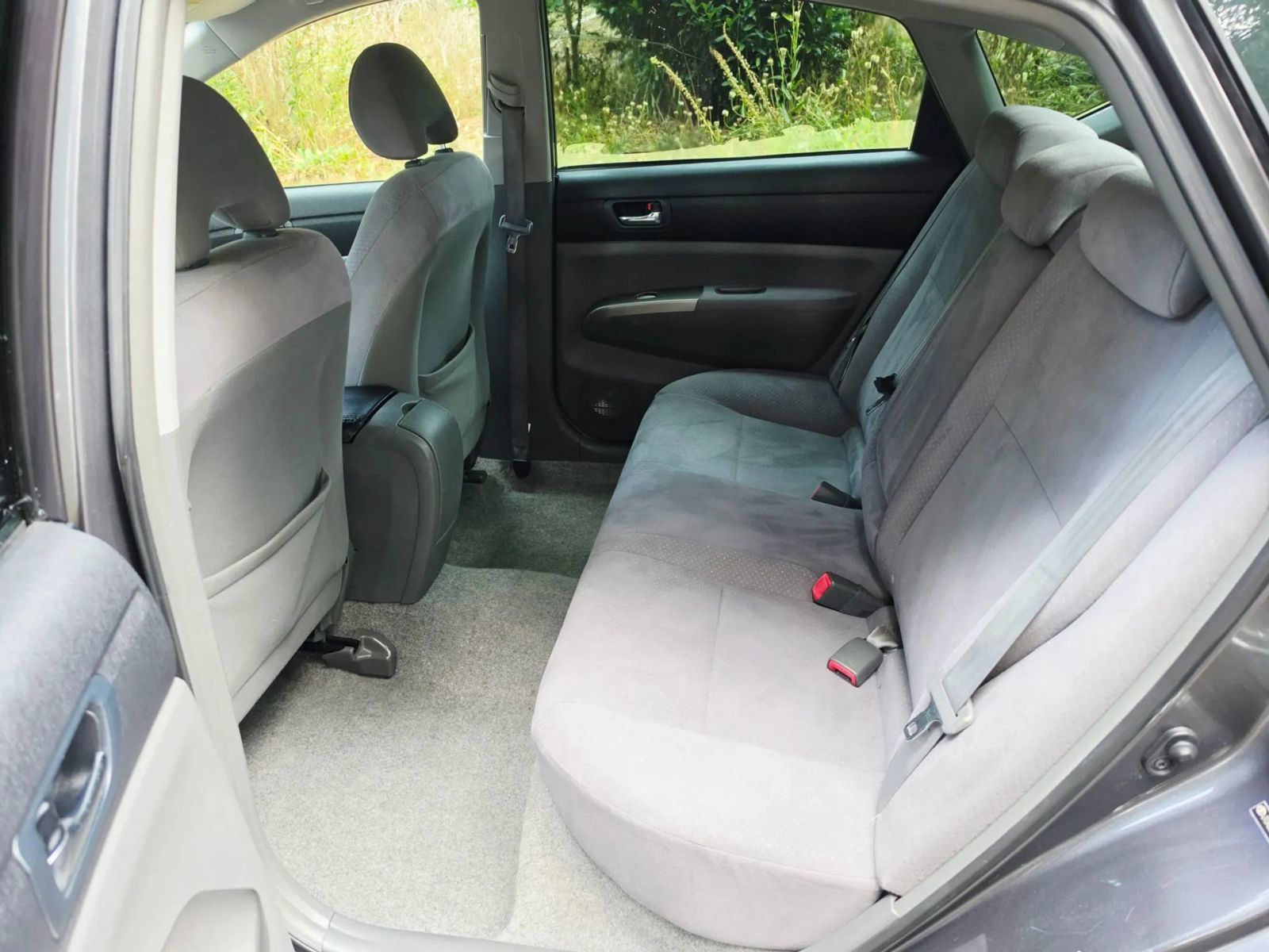 Used 2007 Toyota Prius w/ Pkg 2 FWD image 10