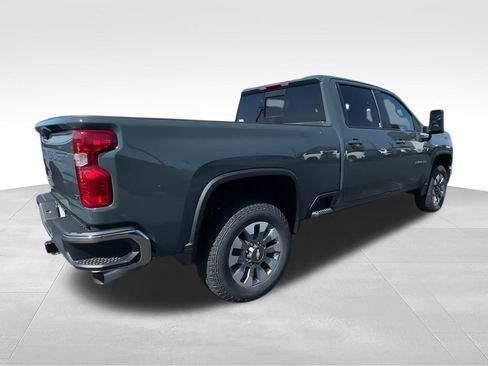New 2026 Chevrolet Silverado 3500 LT AWD/4WD image 8
