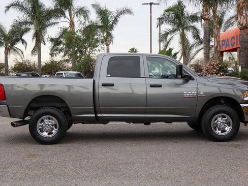 Used 2013 RAM 2500 Tradesman w/ Chrome Appearance Group image 11