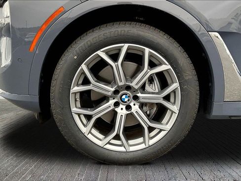 Used 2024 BMW X7 xDrive40i AWD/4WD image 34