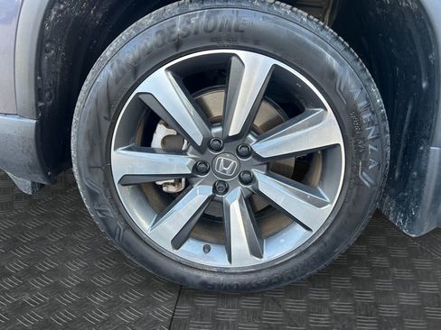 Used 2023 Honda Pilot Elite image 14